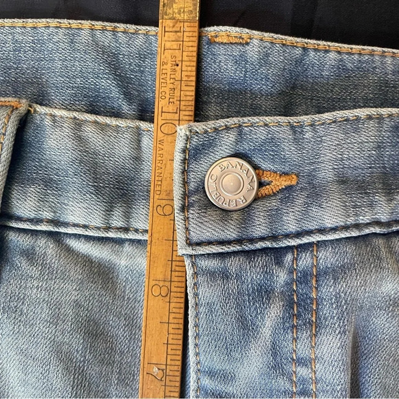>70%OFF❣️Banana Republic Light Wash Jeans, 34, *Fashion Show Stock* Like NEW - Picture 13 of 13